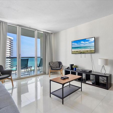 Beachfront 2 Bedroom At Tides Hollywood 8Th Floor 외부 사진