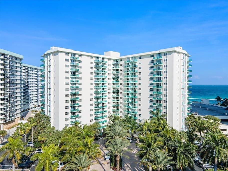 Beachfront 2 Bedroom At Tides Hollywood 8Th Floor 외부 사진