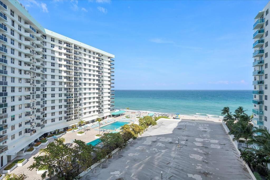 Beachfront 2 Bedroom At Tides Hollywood 8Th Floor 외부 사진