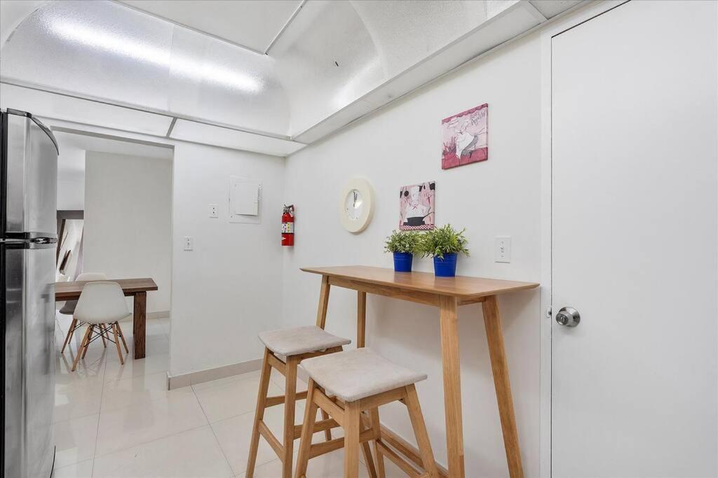 Beachfront 2 Bedroom At Tides Hollywood 8Th Floor 외부 사진