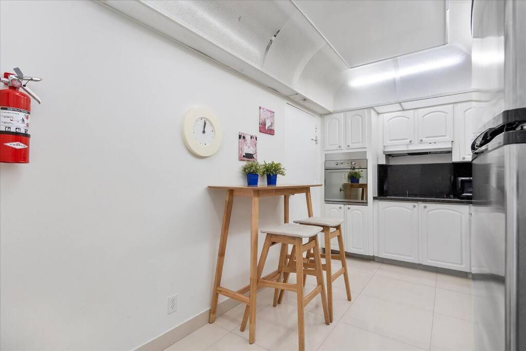 Beachfront 2 Bedroom At Tides Hollywood 8Th Floor 외부 사진