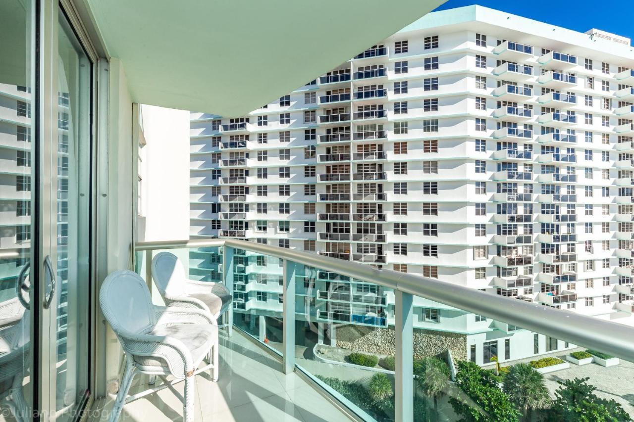 Beachfront 2 Bedroom At Tides Hollywood 8Th Floor 외부 사진